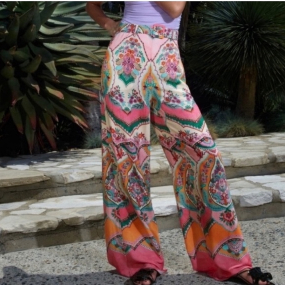 Zara women pink Palazzo printed pants M blogger favorite